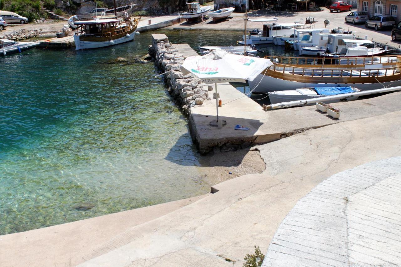 Apartments With A Parking Space Sali, Dugi Otok - 8084 외부 사진