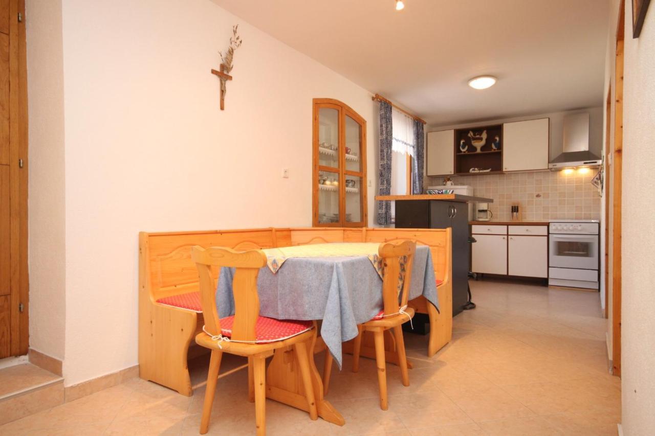 Apartments With A Parking Space Sali, Dugi Otok - 8084 외부 사진