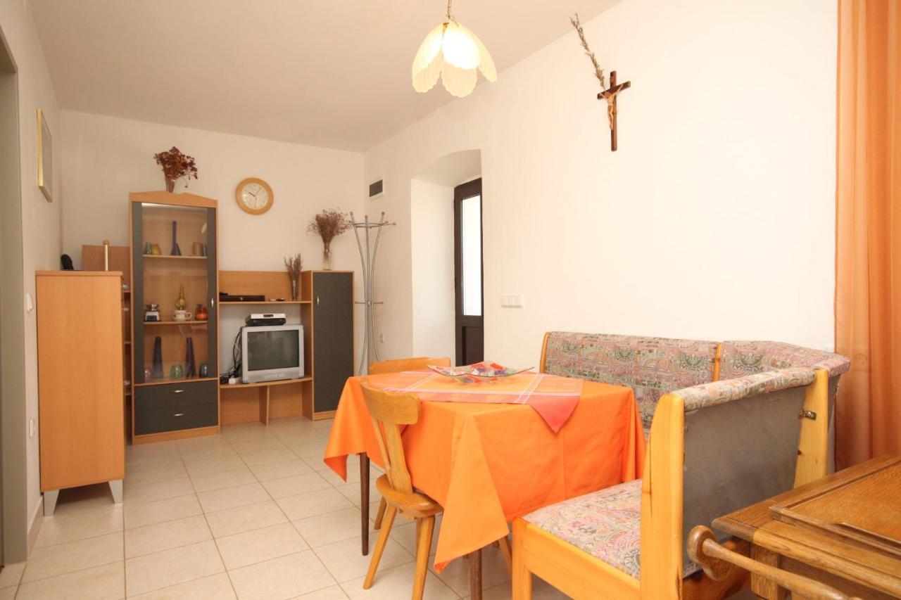 Apartments With A Parking Space Sali, Dugi Otok - 8084 외부 사진